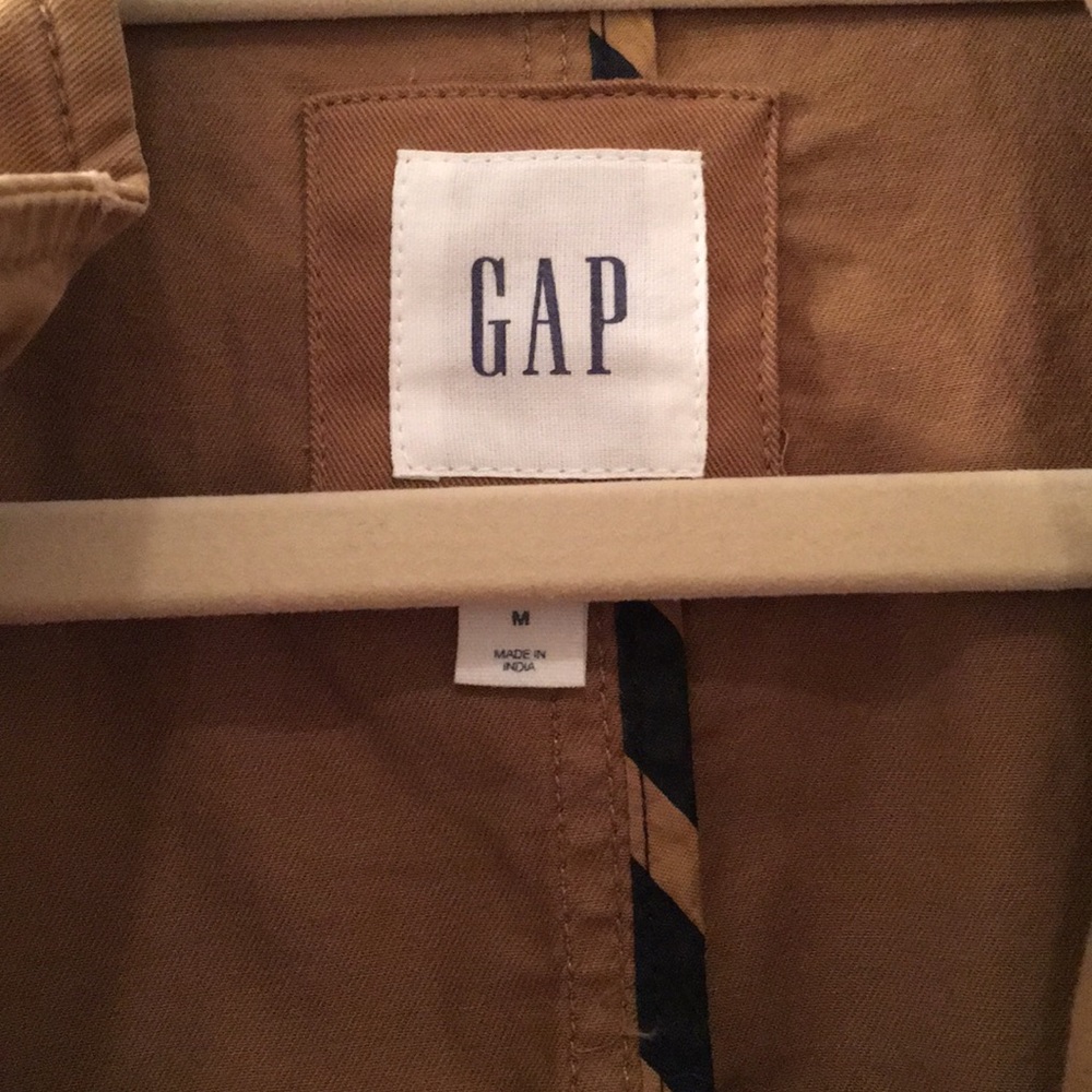 Gap Jacket Size Medium - image 3